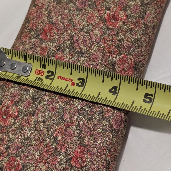 Pinky Roses Fabric and Padded hard case with Compartments for C Cards and more - Picture 4 of 4